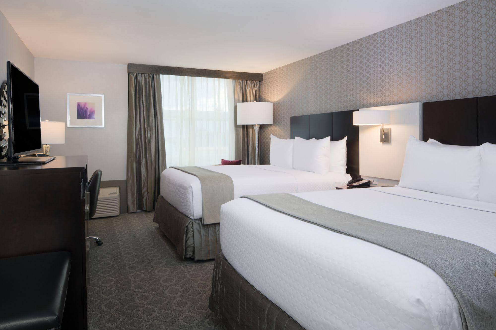 คราวน์ พลาซา ชิคาโก เซาท์เวสต์ - เบอร์ริดจ์ Hotel ภายนอก รูปภาพ